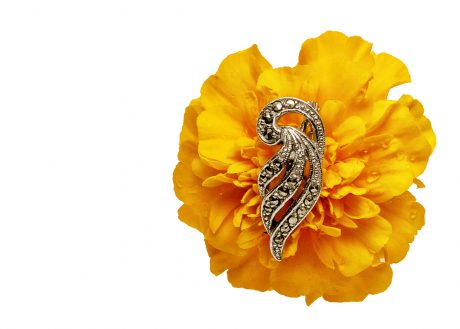 Broche et oeillet