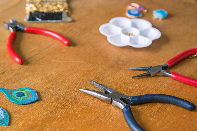 Outils utilisés par Fanny la créatrice des bijoux Faraboule.