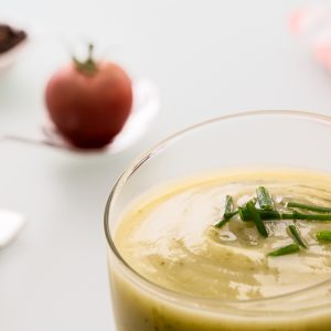 Soupe froide à la courgette